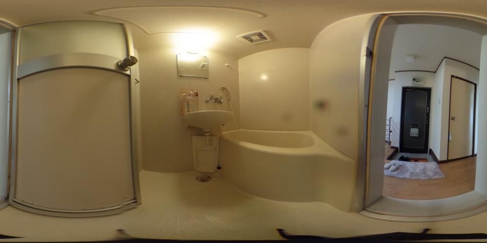 �o�X���[��