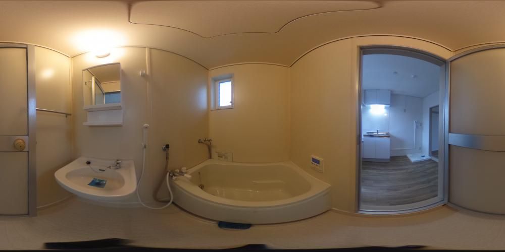 �o�X���[��