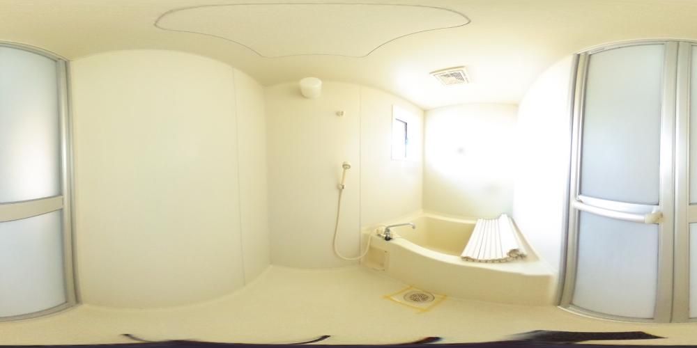 �o�X���[��